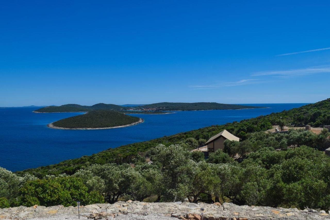 Glamping Tents And Mobile Homes Trasorka Veli Lošinj Exteriér fotografie