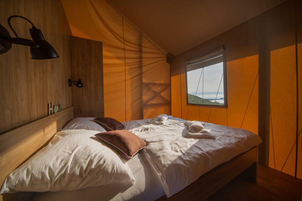 Glamping Tents And Mobile Homes Trasorka Veli Lošinj Exteriér fotografie